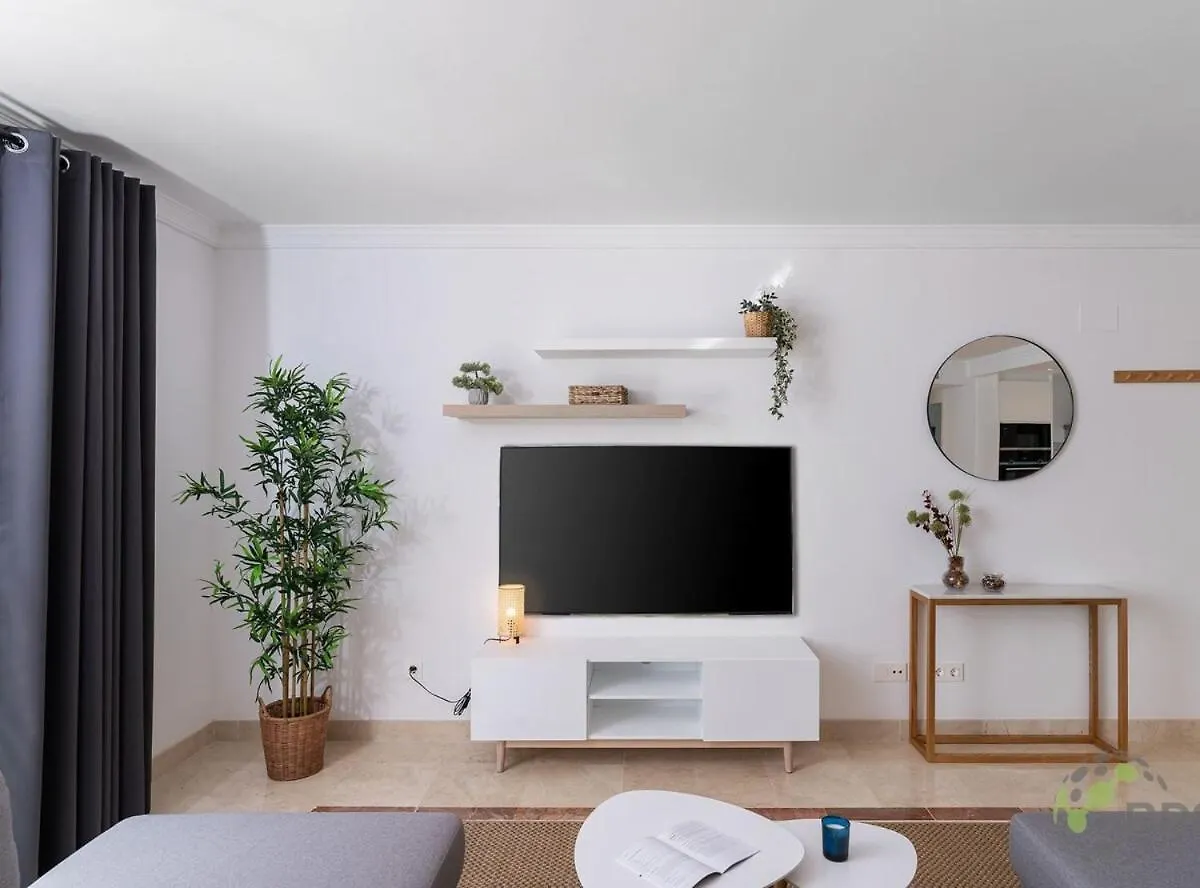 Elegant And Stylish Retreat 592 Apartment Estepona 0*,  Spain